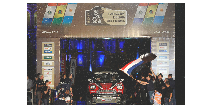 La familia MINI da batalla nuevamente en el Rally Dakar 2017