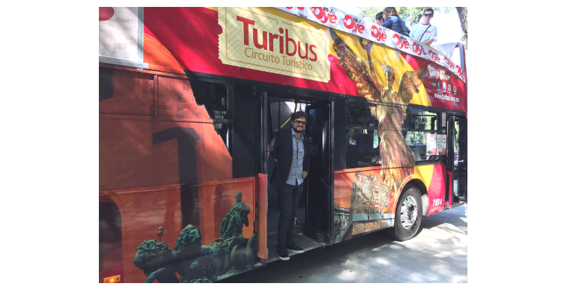 TURIBUS presentó su ruta con artistas de talla nacional e internacional.