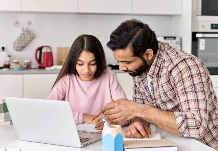 Elektra: Cómo elegir la tecnología ideal para el regreso a clases de tus hijos