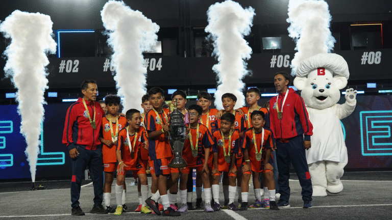 FUTBOLITO BIMBO, presenta a los campeones del 2025