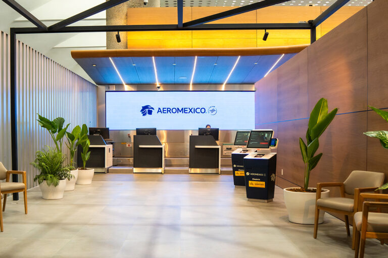 Aeroméxico inauguró la nueva bahía de Check-In en la Terminal 2
