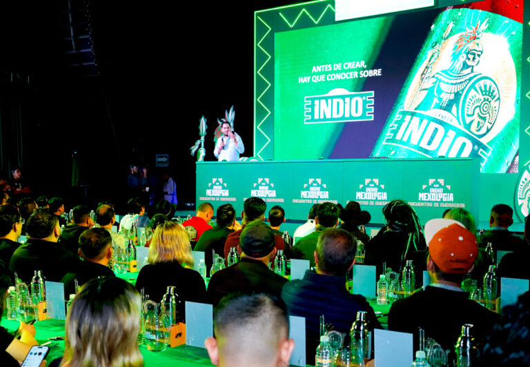 Indio reúne y premia a mixólogos de México