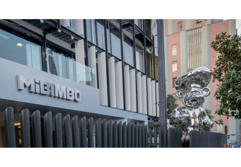 BIMBO firma convenio para fortalecer la conservación del oso negro mexicano