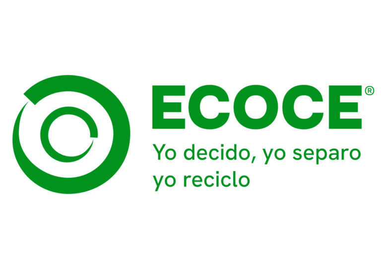 ECOCE impulsa el reciclaje, mientras rueda el balón