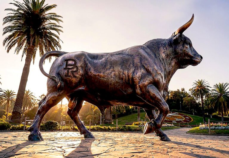 La marca de rancho Dutton sigue creciendo por toda Latinoamérica: Archer Troy