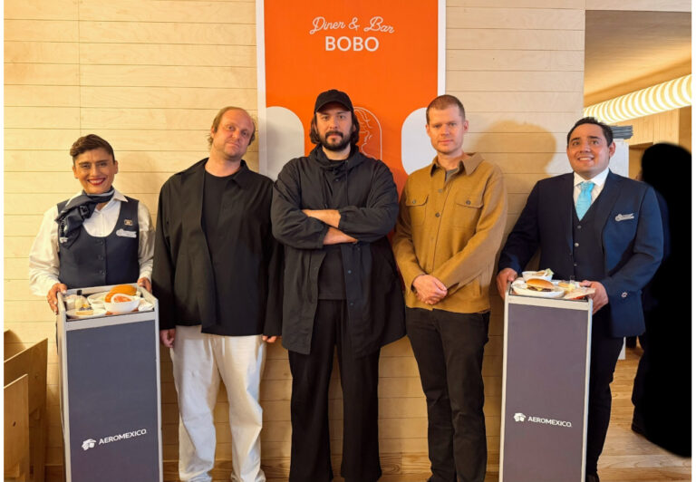 Aeroméxico y Bobo Burgers firma una alianza de altura 
