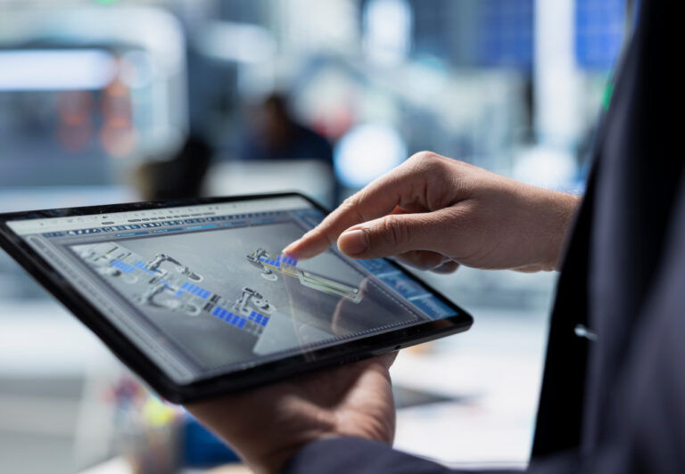 UVM for Business lanza modelo basado en simuladores y microlearning hiperpersonalizado